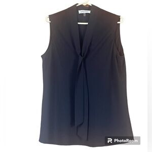 2/$9 Women’s sleeveless blouse